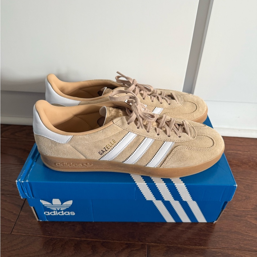 Women’s Adidas Gazelles